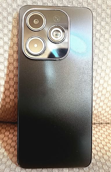 A picture of Infinix hot40i