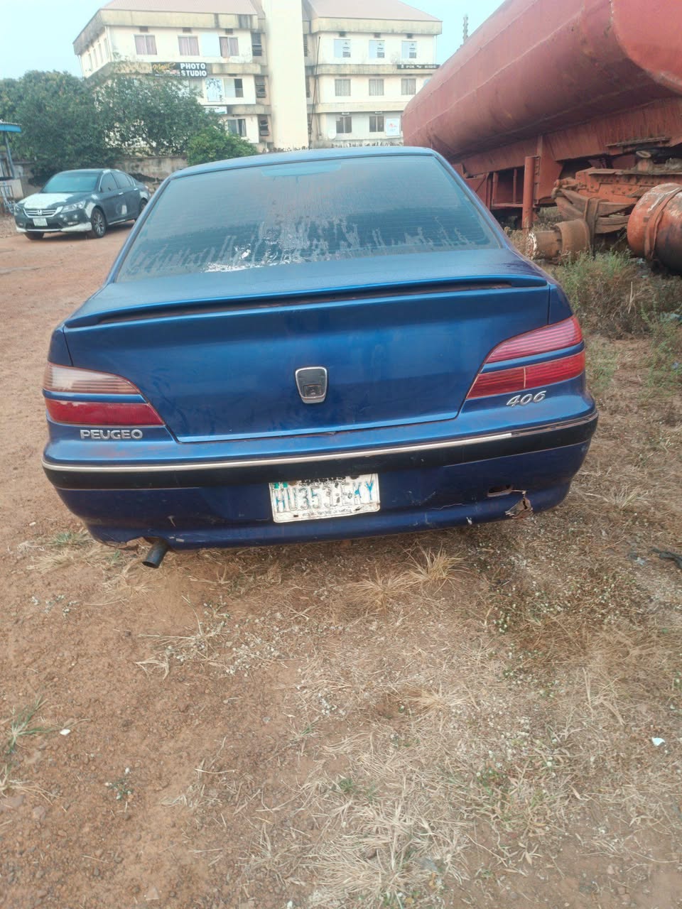A picture of 2000 Peugeot 406 prestiges