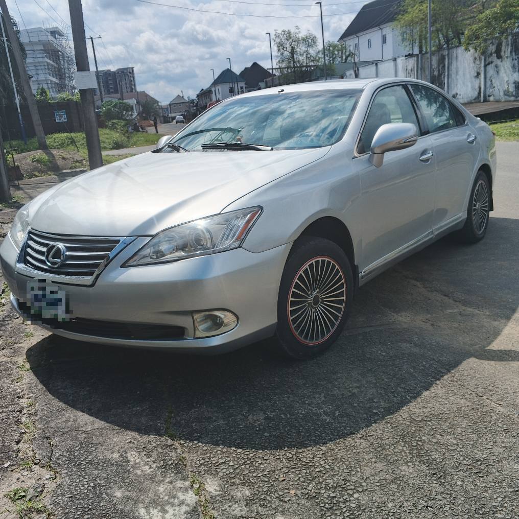 A picture of 2011 Lexus ES 350