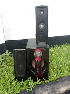 A picture of NAUZ SABUFA SANSAN INA BLUETOOTH 0786494436