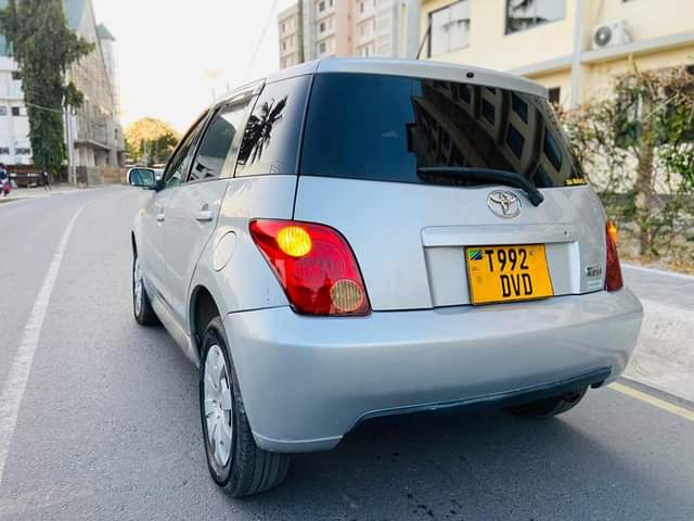 A picture of Toyota ist
