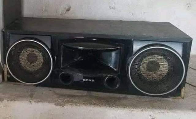 Buy, S.