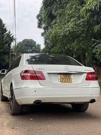A picture of QUICK SALE MERCEDES BENZ W212