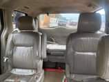 A picture of 2004 Toyota Sienna