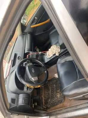 A picture of Smoking engine infinity G35 for sale Note engine just started