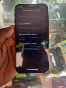 A picture of iPhone xs
