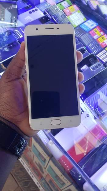 A picture of Oppo A57
