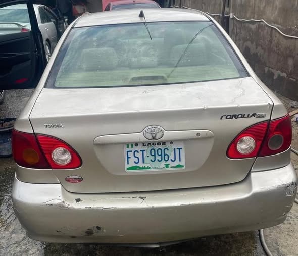 A picture of Toyota Corolla 2005 Painted Engine Gear and Ac are working