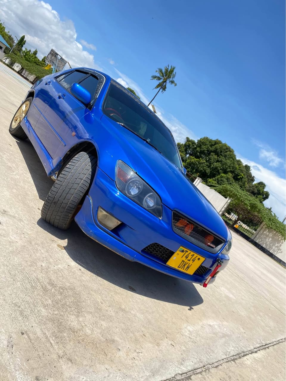 used toyota altezza