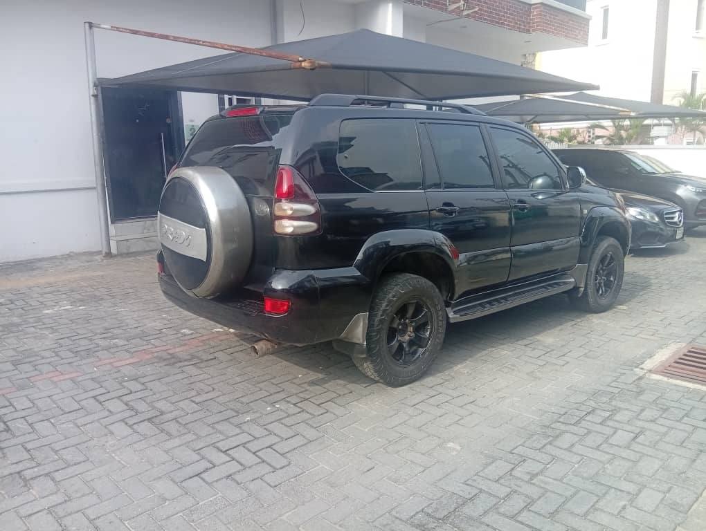 A picture of Registered 2008 Toyota Land cruiser Prado with sound 4plug engine