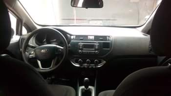 A picture of Kia Rio 2013 model Engine is good Gear is good