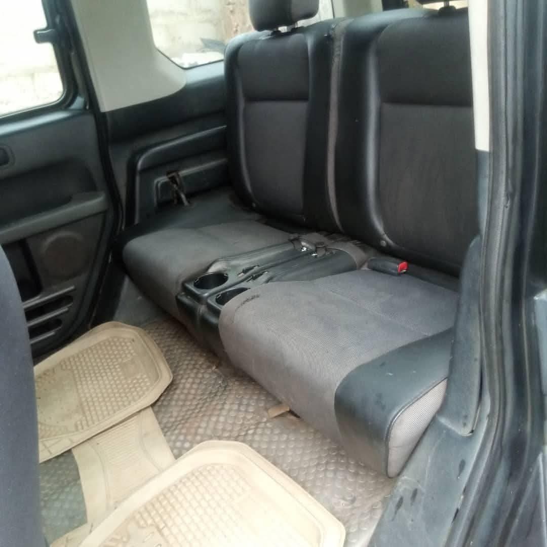 A picture of Honda element 2004 model engine gear AC everything working perfectly