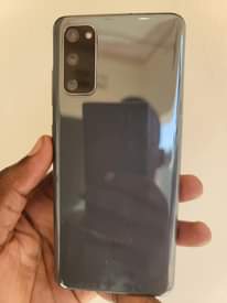 A picture of SAMSUNG S20 5G. AT ONLY 320000.