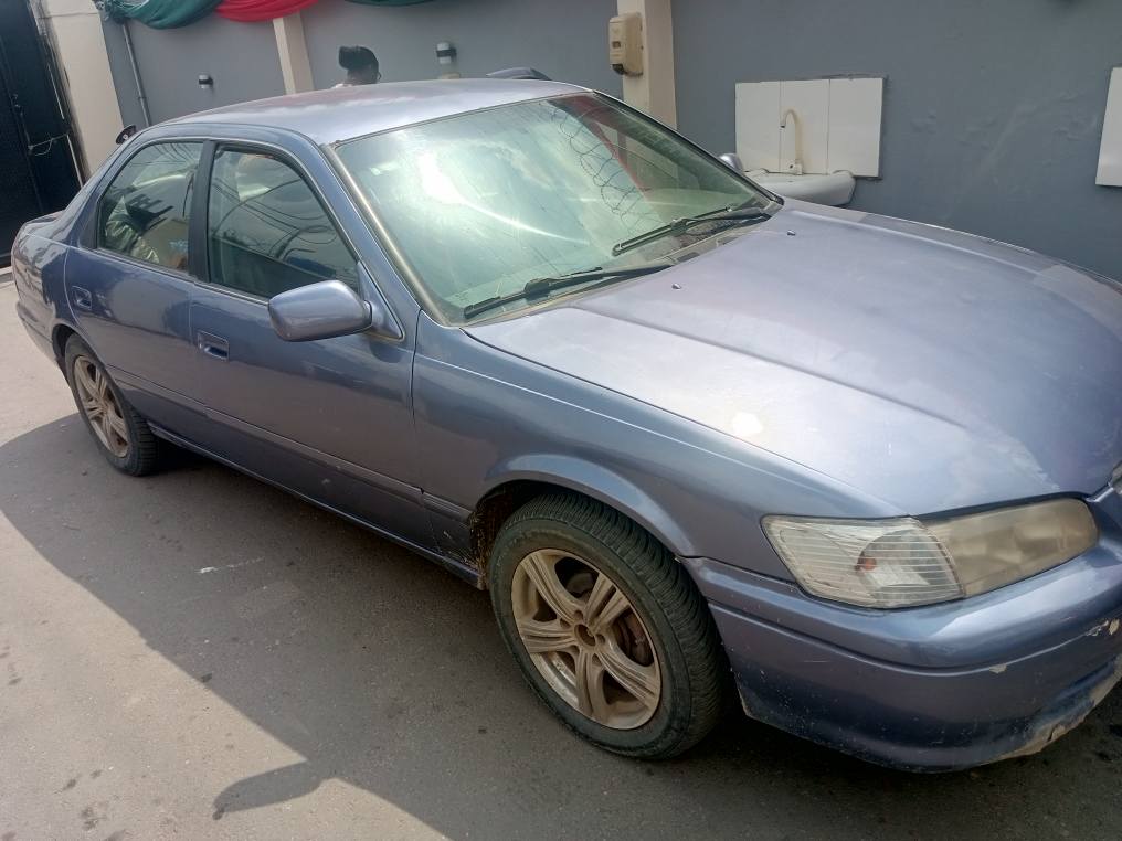 A picture of Toyota Camry Envelope light