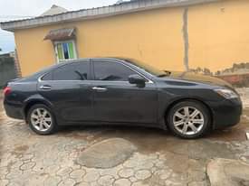 A picture of Es350 2008