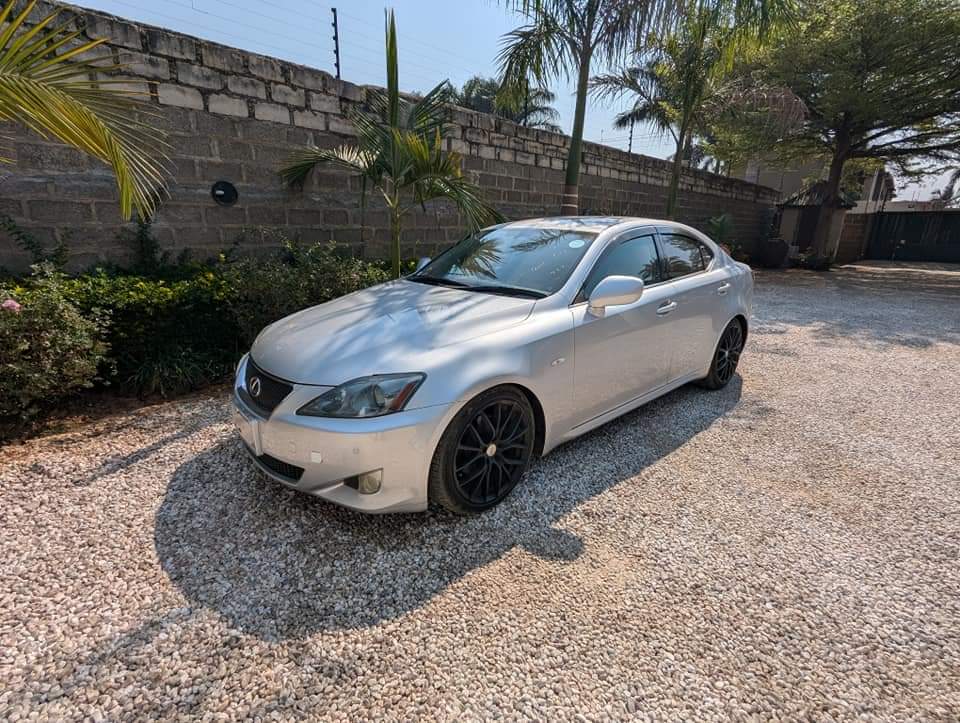 lexus