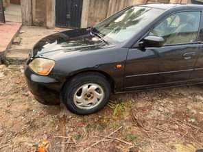A picture of 2004 honda civic in ibadan 07018878088