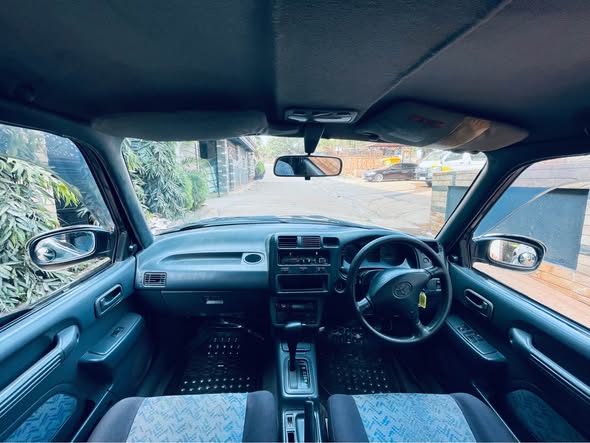 A picture of Toyota rav4