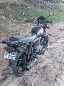 A picture of Boxer X 125
