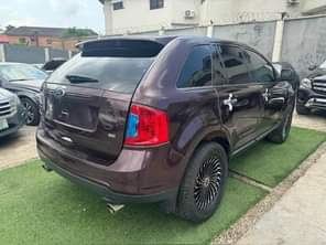 A picture of Ford edge 2011 model Price 5 5m Location Magodo Contact