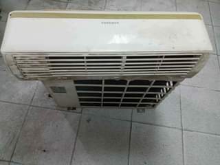A picture of Samsung 1 5hp split units Ac clean like new