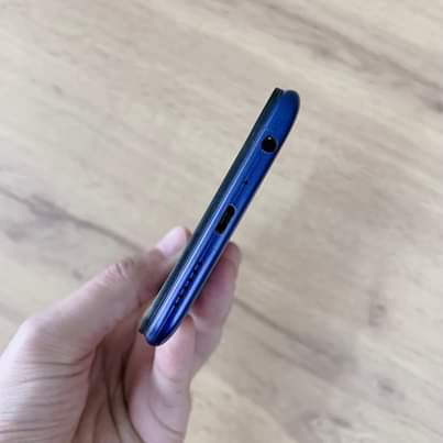 A picture of DUBAI USED OPPO A83