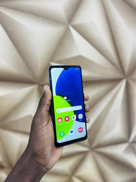 A picture of Samsung A22 128gb