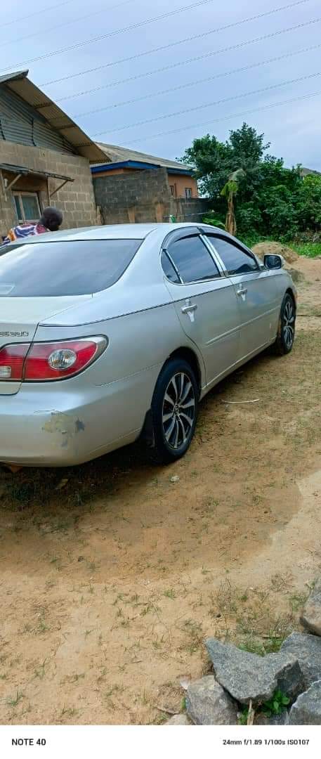 A picture of Lexus Es330 AC gear and engine okay Location Mowe Price