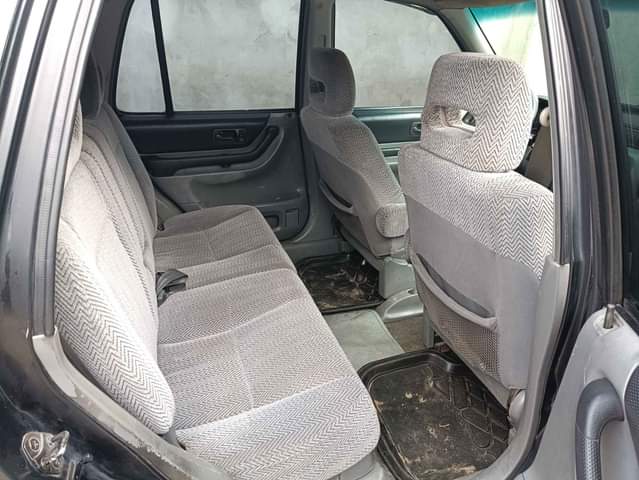 A picture of 1999 Honda crv