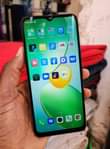 A picture of Infinix hot12i