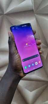 A picture of SAMSUNG GALAXY S10PLUS 128GB 8GB RAM 500k 0755457585