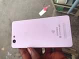 A picture of Gionee f103