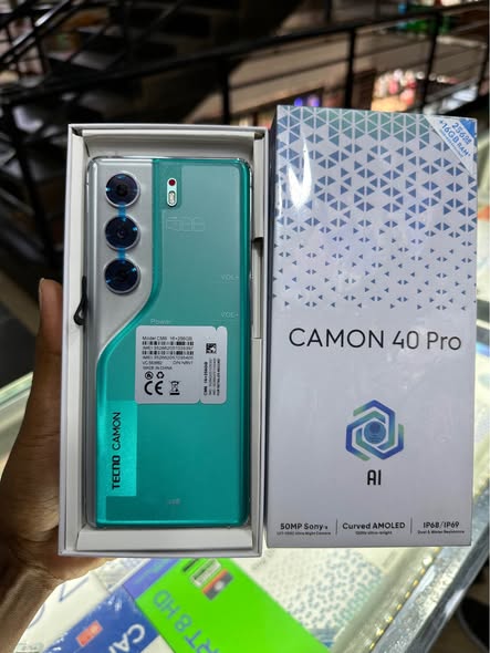 A picture of Quick sale camon 40pro at 480 000 call on 0753430863