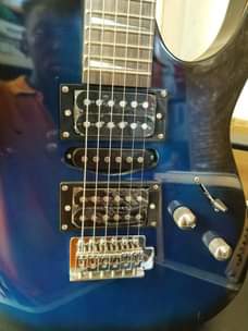A picture of Solo guitar