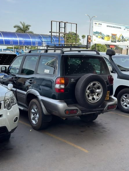 A picture of Nissan Terrano
