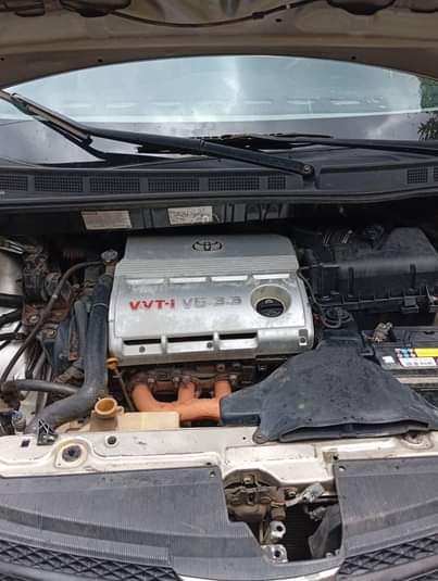 A picture of 2005 model Toyota Sienna AC is Moscow standard Engine untampered