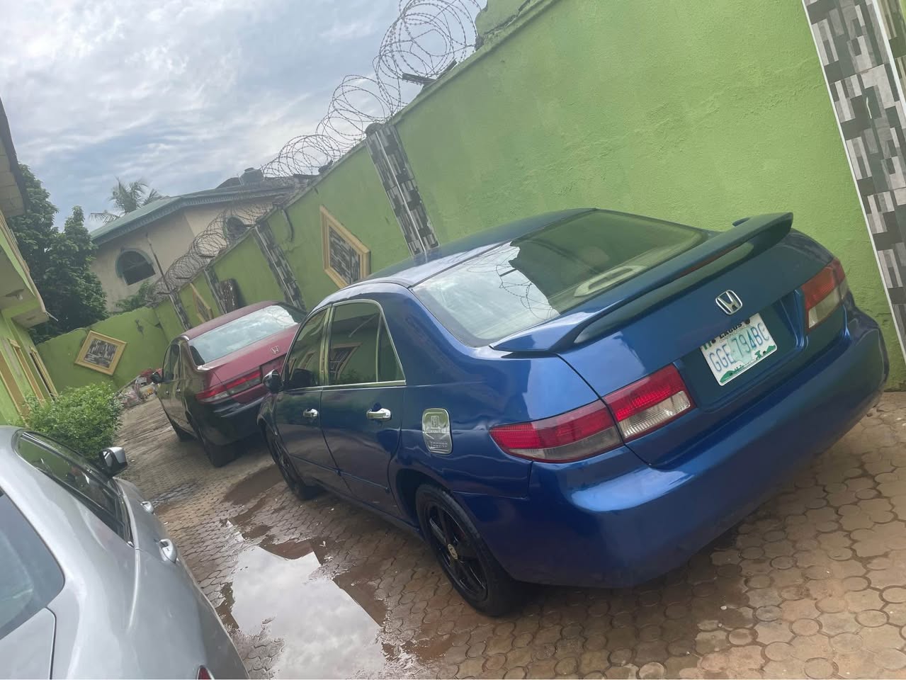 A picture of Honda Accord 2004