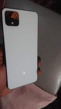 A picture of Google pixel 4xl