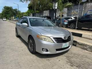 A picture of REGISTERD TOYOTA MUSCLE CAMRY LE CLEAN FABRIC SEAT Year 2010MODEL