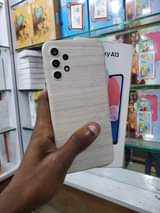 A picture of SAMSUNG GALAXY A13 FULL BOX.
