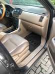 A picture of 2004 Honda pilot available for sale in Lagoscar in good