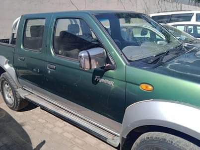 used nissan hardbody
