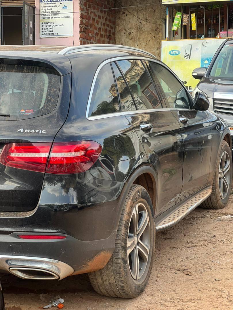 A picture of MERCEDES BENZ GLC 2016