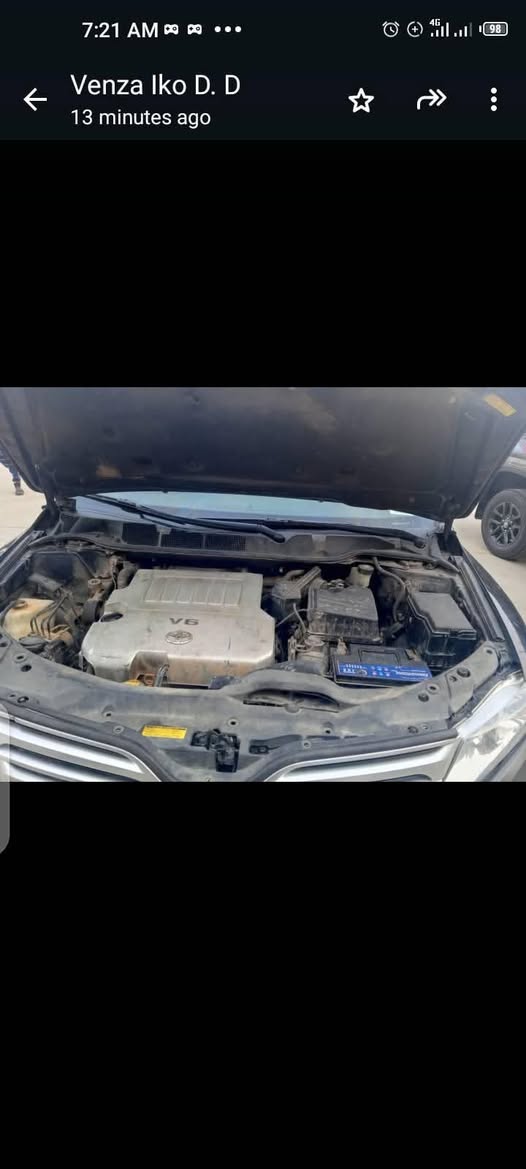 A picture of 2012 Toyota venza