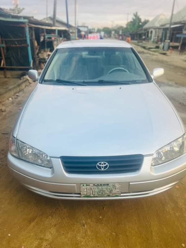 A picture of Toyota Camry Tiny light Sound Engine Good Gear transmission Ac
