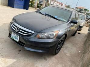 A picture of Honda accord 09 Neatly baked Just 3 5 den 100k