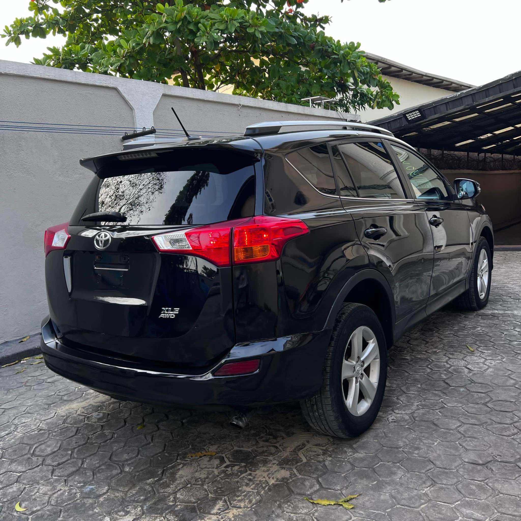A picture of 2014 Toyota Rav 4