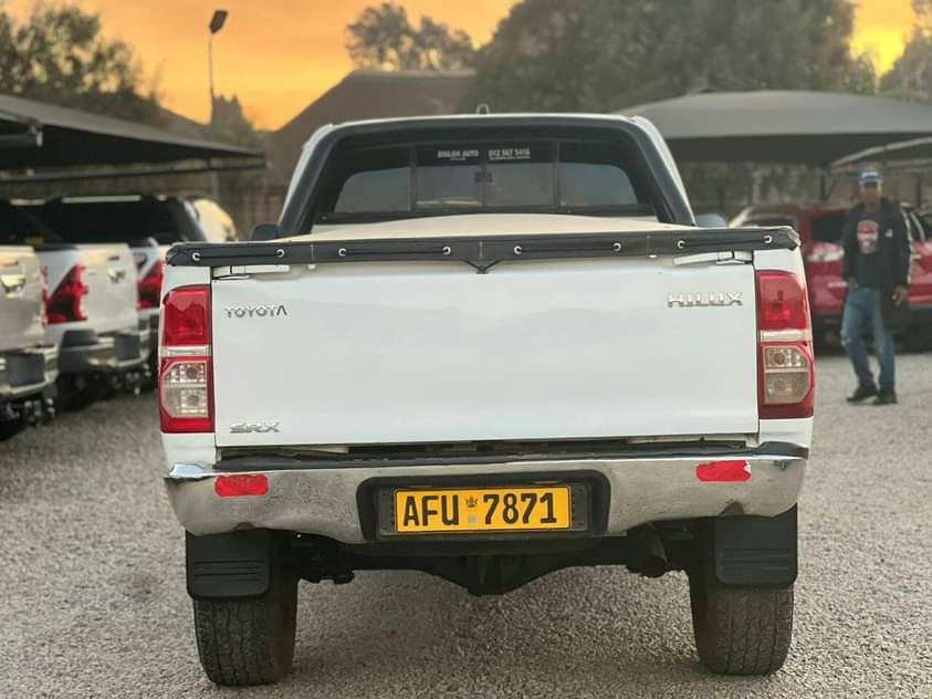 used toyota hilux