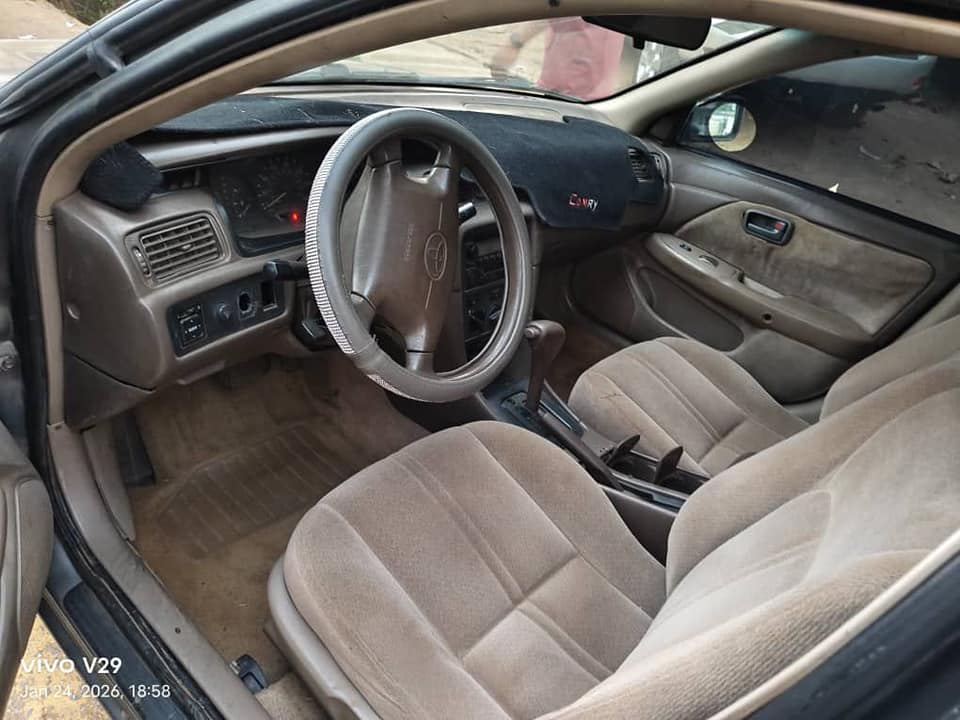 A picture of Toyota camry 2001 good deal