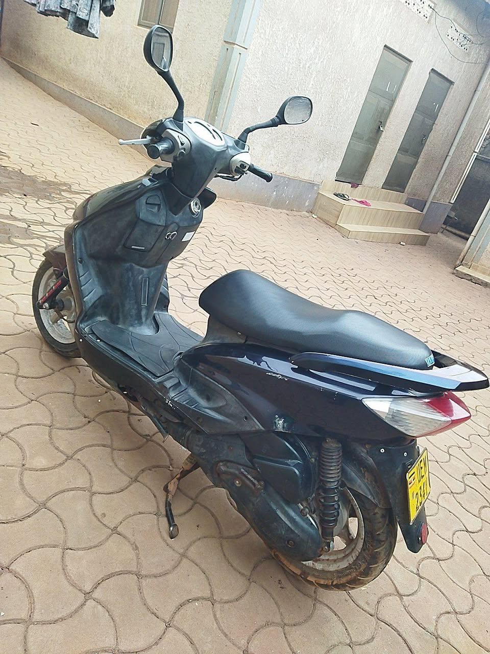 A picture of 2006 Yamaha cygnus x125 yamaha nmax